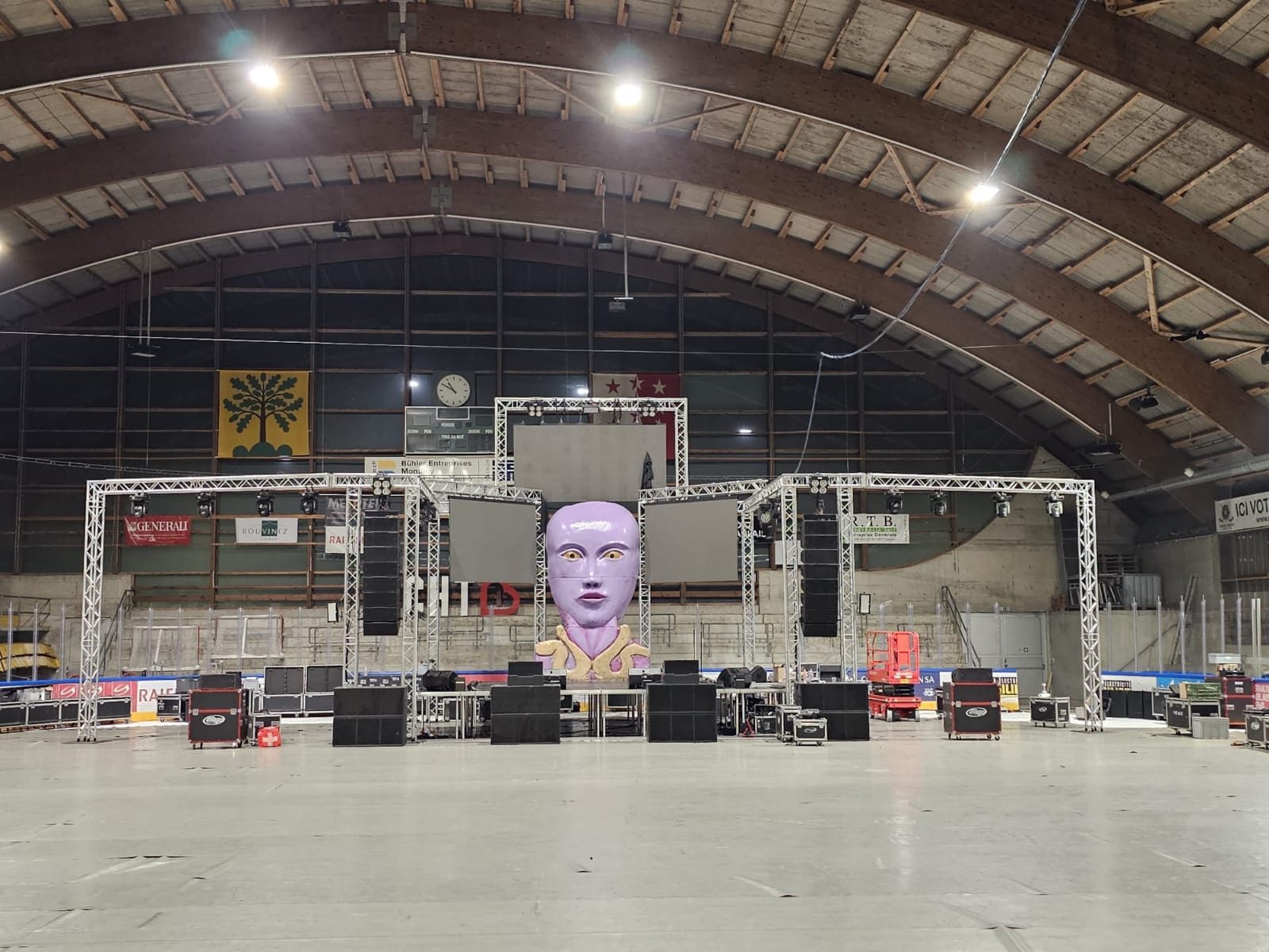 Matériel événementiel professionnel Stage Light & Sound - Sonorisation et éclairage pour fêtes et événements en Suisse