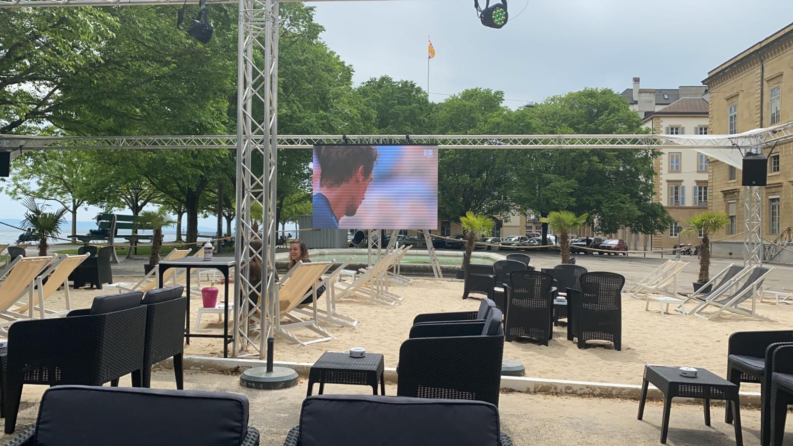 Matériel événementiel professionnel Stage Light & Sound - Sonorisation et éclairage pour fêtes et événements en Suisse